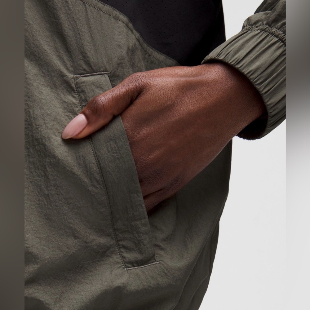 Lululemon | Nylon Colorblock Collard Jacket - Picture 5 of 12